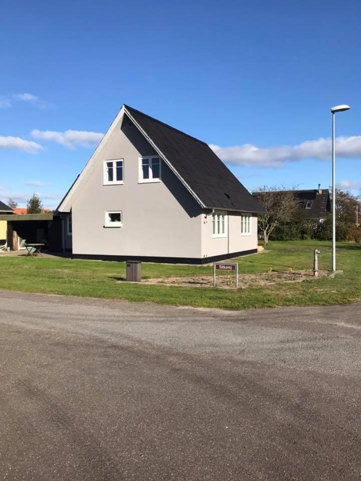 Hyggeligt Byhus Taet Ved Skov Og Togstation Ålbæk Eksteriør billede